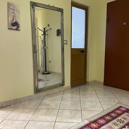 At Teo's Апартаменты